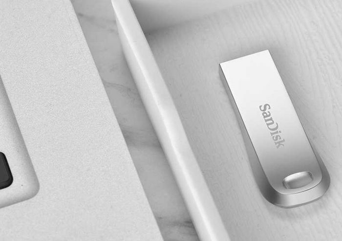 Накопичувач SanDisk  256GB USB 3.1 Type-A Ultra Luxe