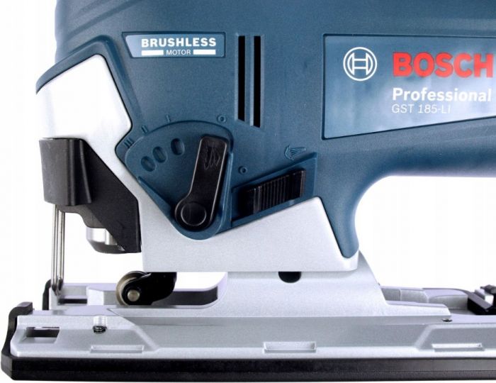 Лобзик Bosch GST 185-LI, акумуляторний 18В, хід 26мм, 0-3500 об/хв, 2.4 кг, без АКБ та ЗП