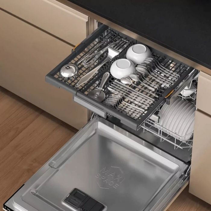 Посудомийна машина Whirlpool вбудовувана, 15компл., A+++, 60см, дисплей, 3й кошик, білий