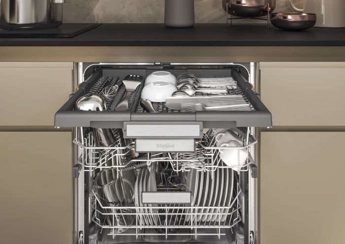 Посудомийна машина Whirlpool вбудовувана, 15компл., A+++, 60см, дисплей, 3й кошик, білий
