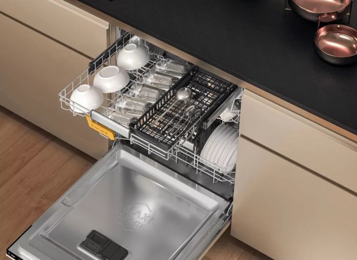 Посудомийна машина Whirlpool вбудовувана, 14компл., A+++, 60см, дисплей, 3й кошик, білий