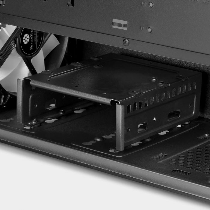 Корпус SilverStone Fara FAV1MB-PRO без БЖ, 2xUSB3.0, 2xUSB2.0, 1x120мм, ARGB VGA 379мм, LCS ready, TG Side Panel, ATX, чорний