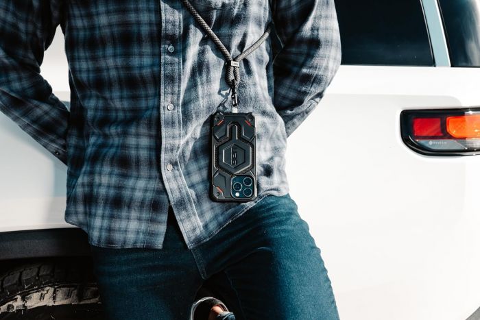 Чохол UAG для Apple iPhone 15 Pro Monarch Pro Magsafe, Kevlar Black