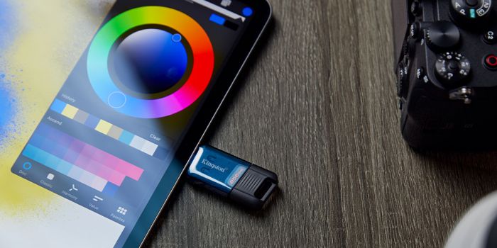 Накопичувач Kingston  128GB USB 3.2 Type-C Gen 1 DT80 M