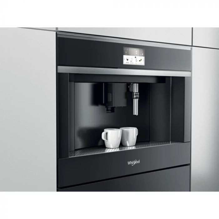 Кавомашина Whirlpool вбудована, 2.5л, зерно+мелена, автомат.капуч, дисплей, авторецептів -13, чорний