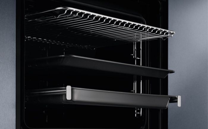 Духова шафа Electrolux електрична, 65л, А, пара, дисплей, конвекція, телескопічні напрямні, чорний+нерж