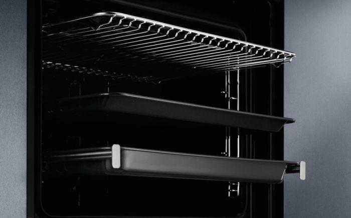 Духова шафа Electrolux електрична, 65л, А, пара, дисплей, конвекція, телескопічні напрямні, чорний