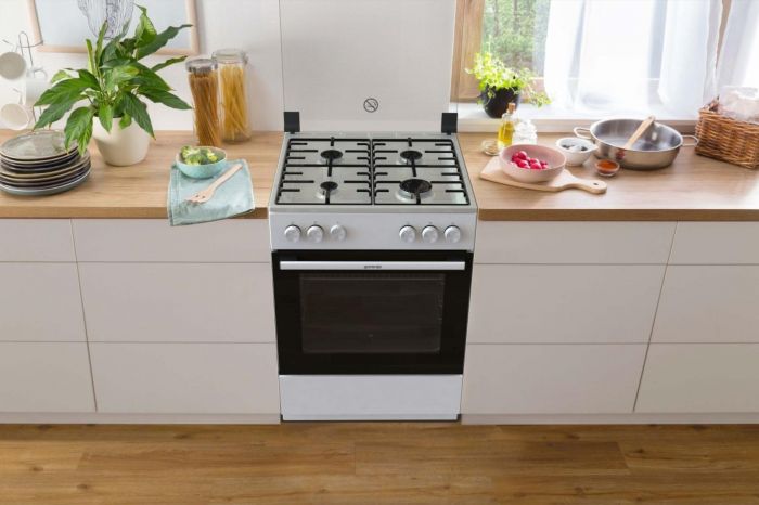 Плита Gorenje  газова, 72л, 60x60см, емальовані, білий