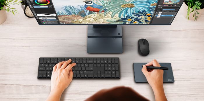 Комп'ютер персональний моноблок Acer Aspire S32-1856 31.5" QHD, Intel i7-1360P, 32GB, F1024GB, UMA, WiFi, кл+м, Lin, сірий
