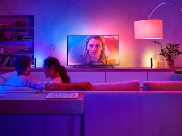 Стрічка світлодіодна розумна Philips Hue Play для ТВ 65", 0.5W(20Вт), 2000K-6500K, RGB, Gradient, ZigBee, димування, блок живлення, 254см
