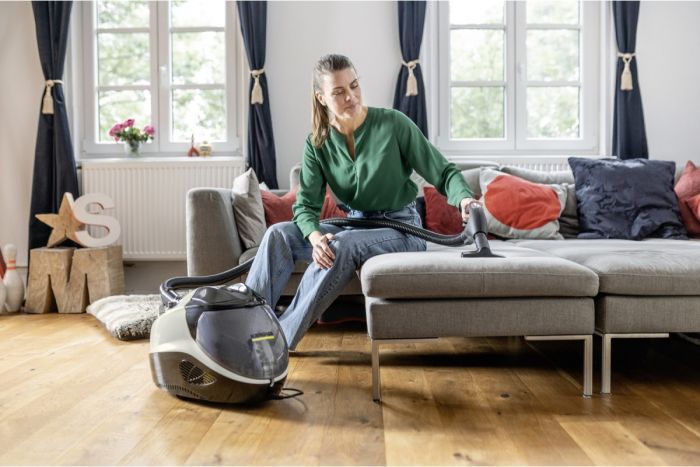 Паропилосос Karcher SV 7, 2200Вт, вологе прибирання, вода -0.45л, HEPA, обробка парою, біло-чорний