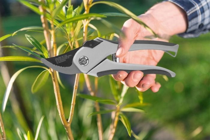 Секатор площинний Cellfast BASIC, d різу 16мм, довжина 20.5см, 218гр