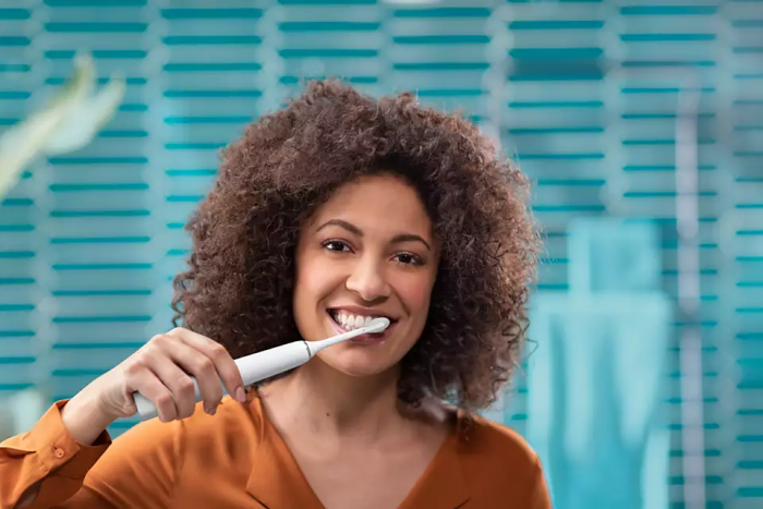 Щітка зубна електр. Philips, Sonicare DiamondClean 9000 Series, 62т. колив/хв, насадок-1, футляр, Bluetooth, білий