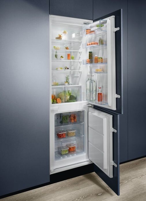 Холодильник Electrolux вбудований з нижн. мороз., 177x54х55, холод.відд.-192л, мороз.відд.-61л, 2дв., А+, Combi, інв., диспл внутр., білий