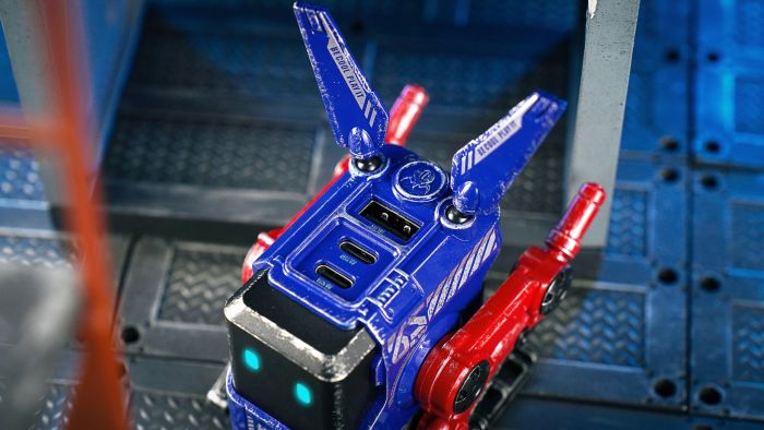 Зарядний пристрій мережевий GravaStar Alpha65 65Вт 2XUSB-C/USB-A, War-Damaged Blaze Blue