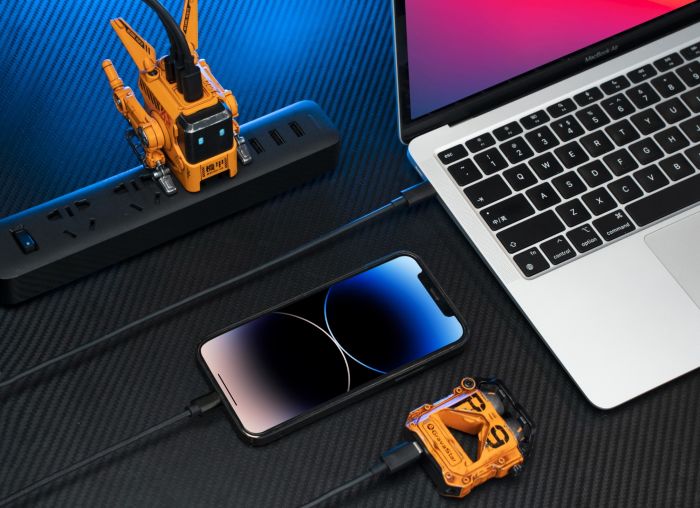 Зарядний пристрій мережевий GravaStar Alpha65 65Вт 2XUSB-C/USB-A, War-Damaged Yellow