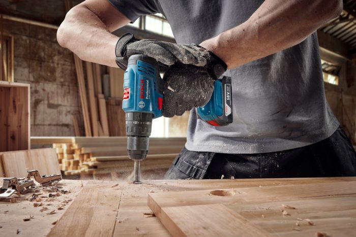 Шурупокрут-дриль ударний акумуляторний Bosch GSB 183-LI 18В 1х2А·год 21-56Нм 374-1815об·хв кейс 1.2кг