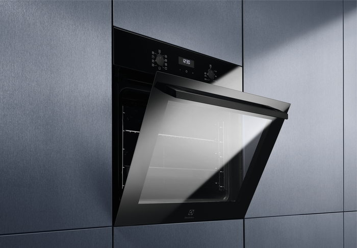 Духова шафа Electrolux електрична, 65л, А, пара, дисплей, конвекція, телескопічні напрямні, чорний
