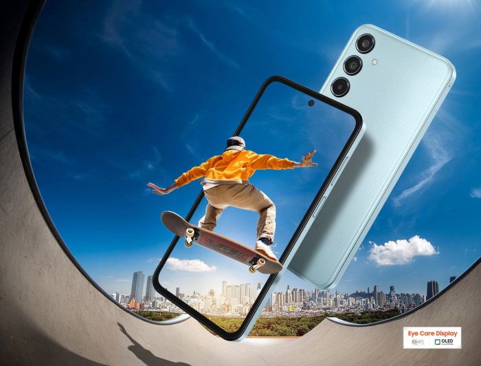 Смартфон Samsung Galaxy M35 5G (M356) 6.6" 6/128ГБ, 2SIM, 6000мА•год, синій світлий