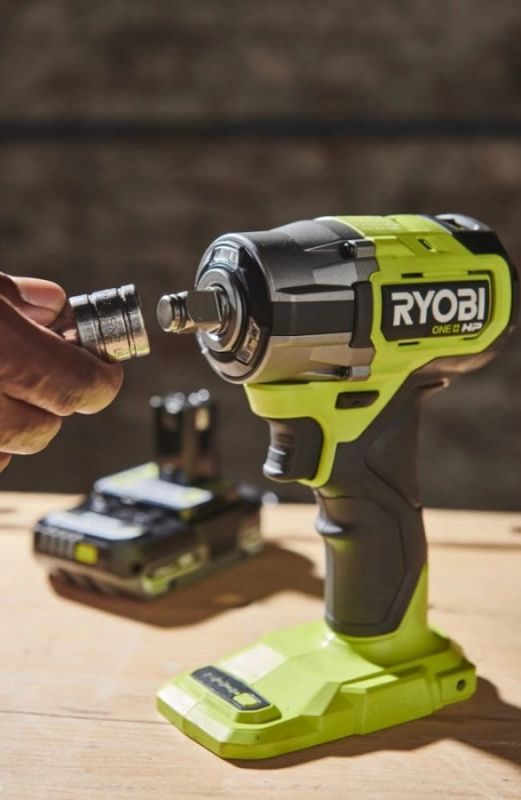Гайковерт ударний акумуляторний Ryobi ONE+ HP RIW18C-0 18В 2800об·хв 450Нм 1/2" 4 швидкості 1.2кг без АКБ та ЗП