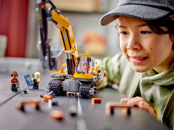 Конструктор LEGO City Жовтий будівельний екскаватор