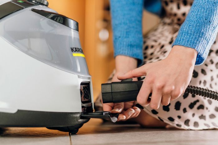 Пароочисник Karcher SC 5 EasyFix Iron, 2250Вт, 1500мл, 4.2Бар, праска,швабра, білий