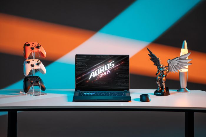 Ноутбук AORUS 16X 16.0 QHD, Intel i9-14900HX, 32GB, F1TB, NVD4070-8, DOS, чорний