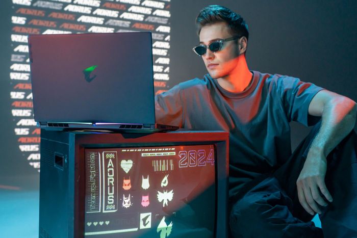 Ноутбук AORUS 16X 16.0 QHD, Intel i9-14900HX, 32GB, F1TB, NVD4070-8, DOS, чорний