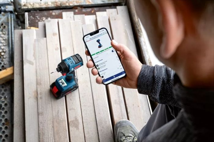 Гвинтоверт ударний акумуляторний Bosch GDR 18V-220 C 18В 2х5А·год  0-3400об·хв 220Нм 1кг Bluetooth