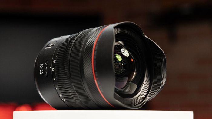 Об'єктив Canon RF 10-20mm f/4 L IS STM
