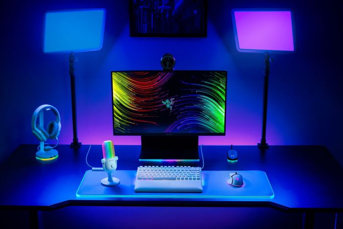 Мікрофон геймінговий Razer Seiren V3 Chroma, Uni, RGB, USB-A, 2м, білий