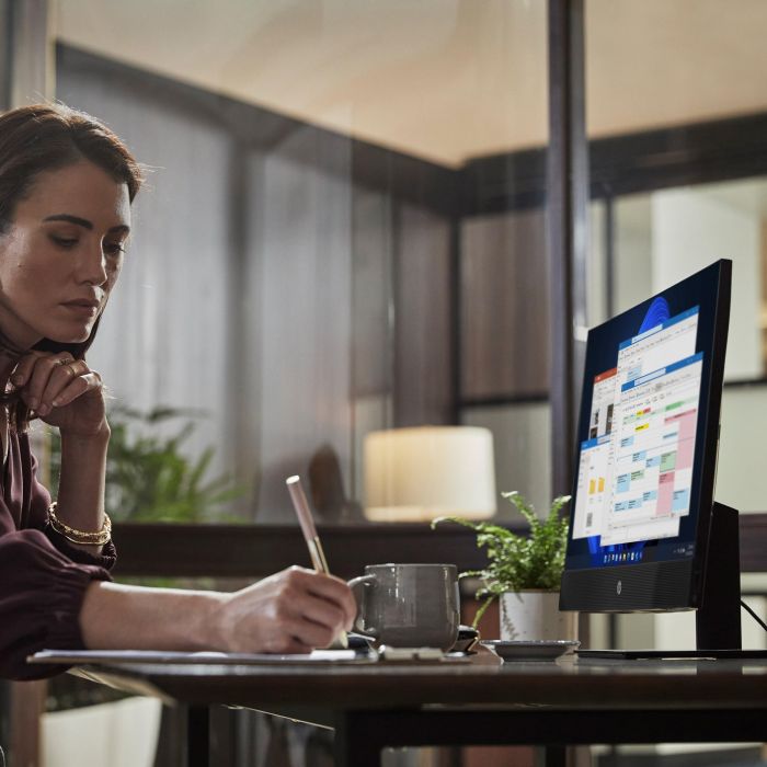Комп'ютер персональний моноблок HP ProOne 440-G9 23.8" FHD IPS AG, Intel i5-14500T, 16GB, F512GB, UMA, WiFi, кл+м, DOS, чорний