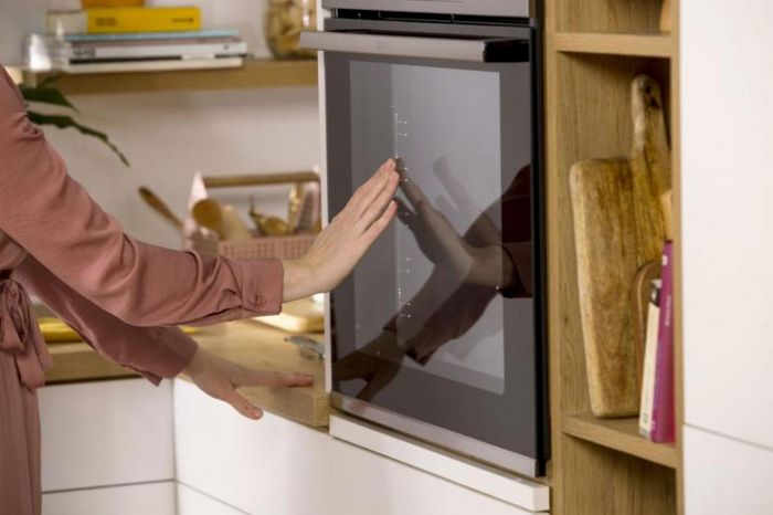 Духова шафа Gorenje електрична, 77л, A+, пара, дисплей, готування на різних рівнях, нерж