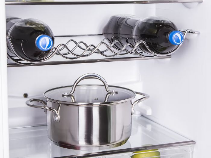 Холодильник Hansa вбудований з нижн. мороз., 177x54x54, xолод.відд.-182л, мороз.відд.-60л, 2дв., А++, ST, білий