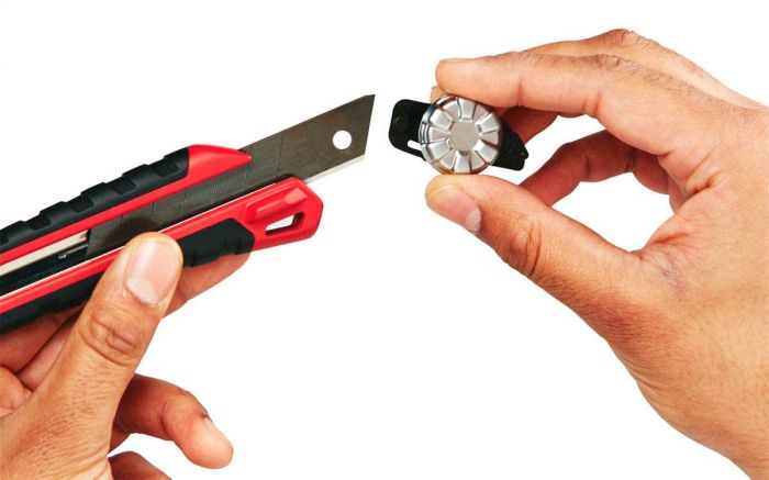 Ніж будівельний сегментований Milwaukee Heavy Duty, 18мм, корпус комбінований