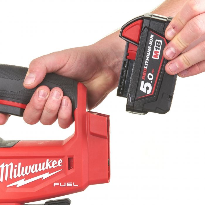 Лобзик акумуляторний Milwaukee M18 FJS-0X 18В 3500об/хв хід 25мм кейс 2.9кг без АКБ та ЗП