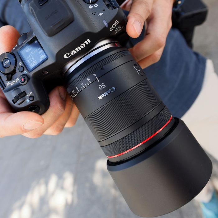 Об'єктив Canon RF 50mm f/1.4 L VCM