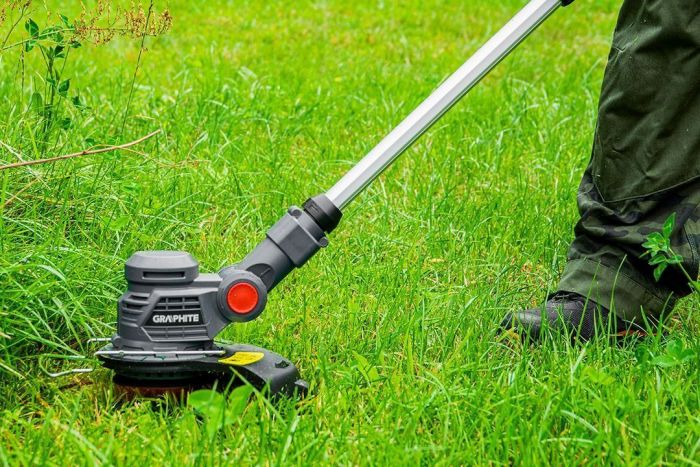Тример садовий акумуляторний GRAPHITE Energy+ 18В 25.4см 1.8кг без АКБ та ЗП