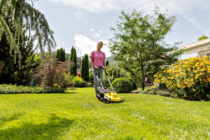 Газонокосарка акумуляторна Karcher LMO 2-18 Battery 18В 32см 25-60мм (без АКБ та ЗП)