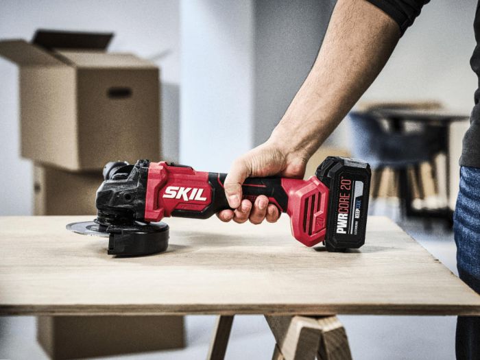 Шліфмашина кутова акумуляторна SKIL 3923 CA 125мм 20В безщіткова 10000об/хв плав. пуск 1.63кг без АКБ та ЗП