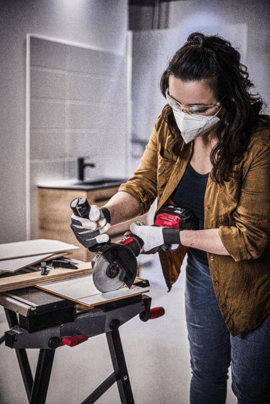 Шліфмашина кутова акумуляторна SKIL 3923 CA 125мм 20В безщіткова 10000об/хв плав. пуск 1.63кг без АКБ та ЗП