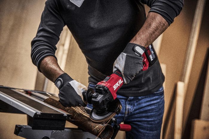 Шліфмашина кутова акумуляторна SKIL 3923 CA 125мм 20В безщіткова 10000об/хв плав. пуск 1.63кг без АКБ та ЗП