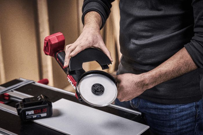 Шліфмашина кутова акумуляторна SKIL 3923 CA 125мм 20В безщіткова 10000об/хв плав. пуск 1.63кг без АКБ та ЗП