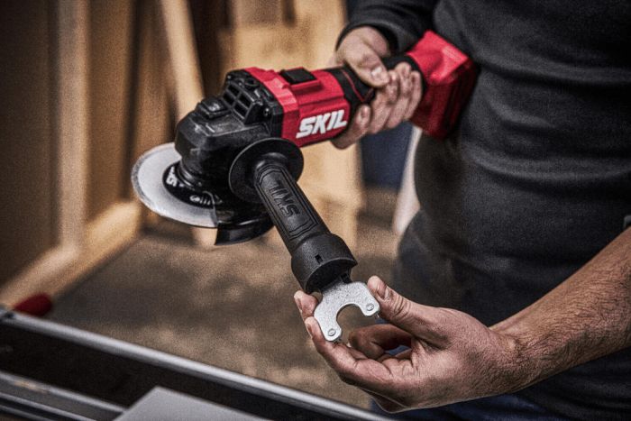 Шліфмашина кутова акумуляторна SKIL 3923 CA 125мм 20В безщіткова 10000об/хв плав. пуск 1.63кг без АКБ та ЗП