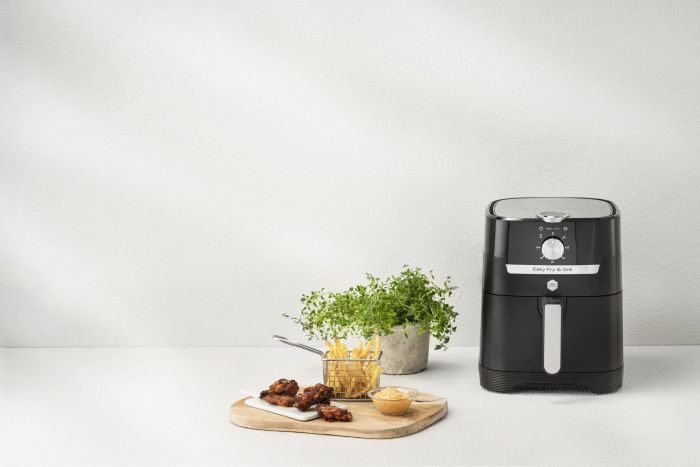 Мультипіч OBH Nordica EasyFry&Grill, 1550Вт, чаша-4.2л, механічне керув., від 40°C до 200°C, пластик, чорний