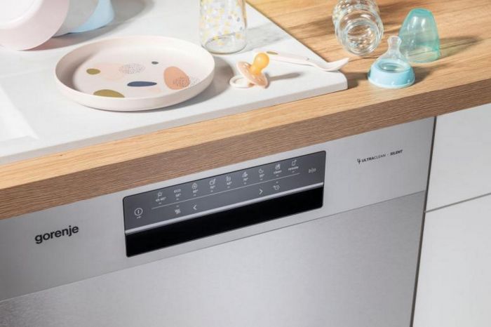Посудомийна машина Gorenje, 16компл., A+++, 60см, дисплей, 3 кошика, AquaStop, сірий