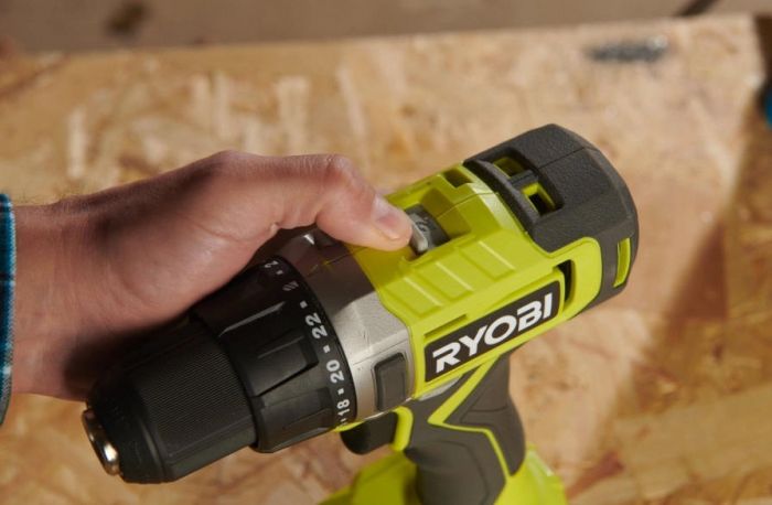 Шурупокрут-дриль акумуляторний Ryobi ONE+ RDD18-1C20S 18В 1х2А·год ЗП 52Нм 450·1750об/хв 1.1кг сумка