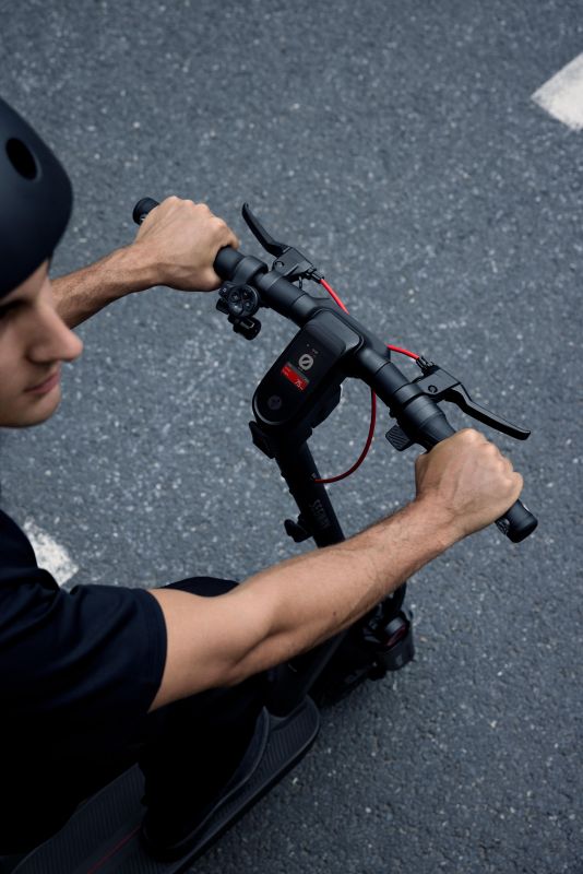 Електросамокат Segway-Ninebot MAX G3 E, сірий