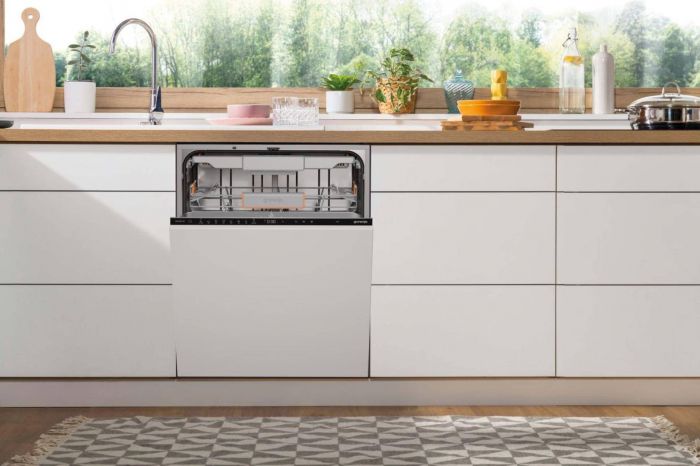 Посудомийна машина Gorenje вбудовувана, 16компл., A+++, 60см, інвертор,Wi-Fi, сенсорн.упр, 3и кошики, білий