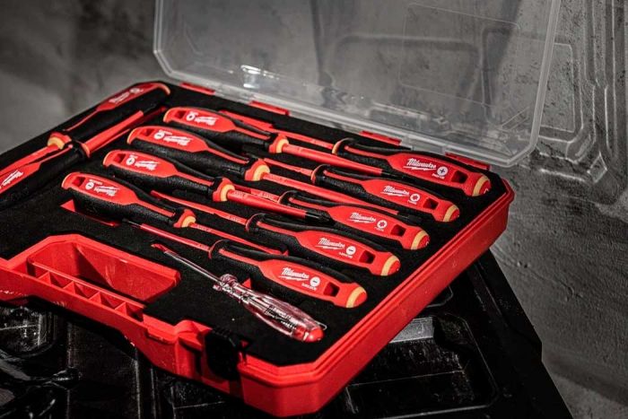 Викрутки Milwaukee набір 12шт, діелектричні, SL,PH,PZ,TX, тестер, кейс